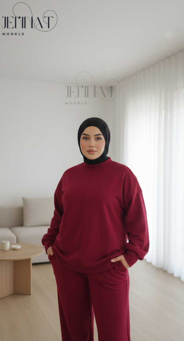 طقم نسائي واسع ومريح